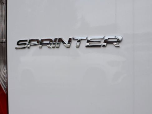 New 2025 Mercedes-Benz Sprinter 2500 image 8
