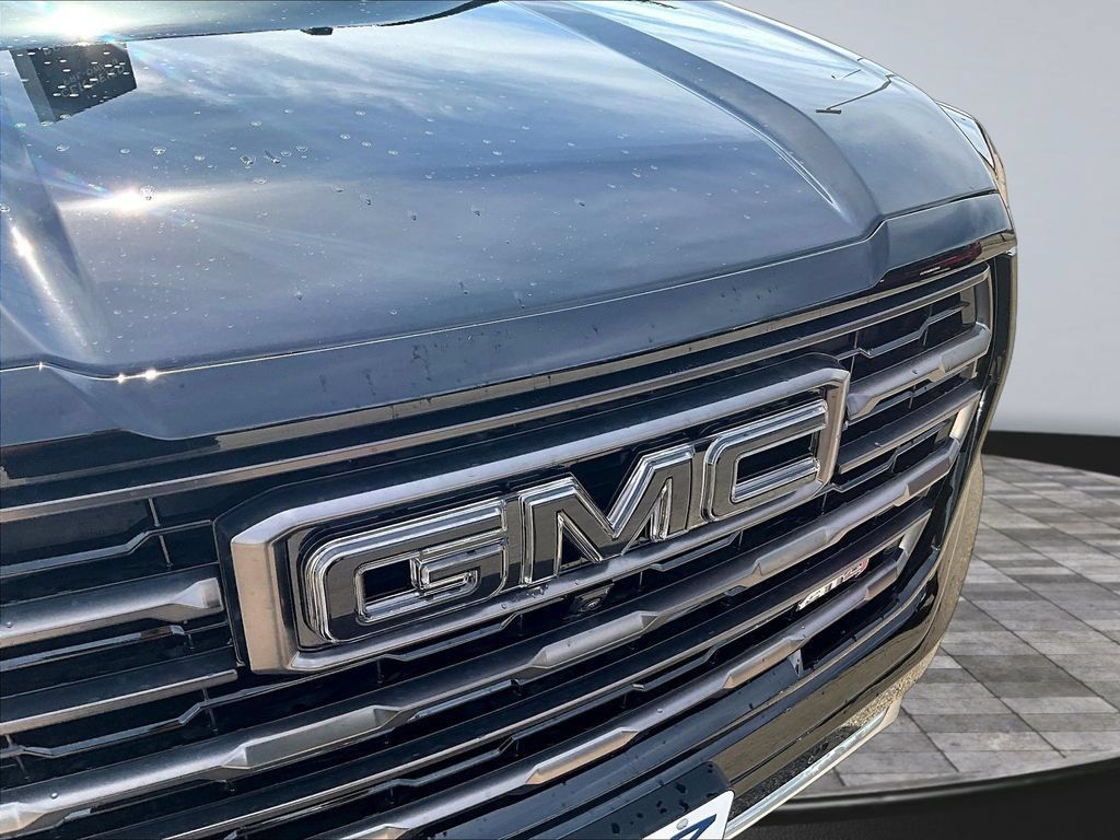 New 2026 GMC Yukon XL AT4 Ultimate w/ LPO, Illumination Package AWD/4WD image 35