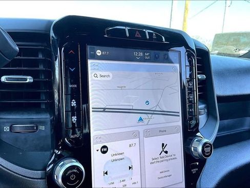 Used 2024 RAM 3500 Tradesman w/ Chrome Appearance Group image 21