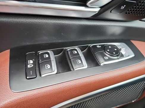 Certified 2024 Kia Telluride SX w/ Towing Package FWD image 25