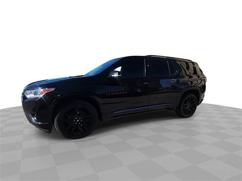 Used 2019 Chevrolet Traverse Premier w/ Redline Edition image 4