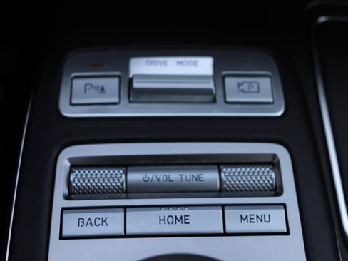 Used 2025 Genesis GV70 2.5T AWD/4WD image 41