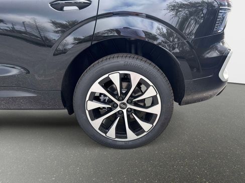 New 2026 Audi Q3 quattro 2.0T AWD/4WD image 10