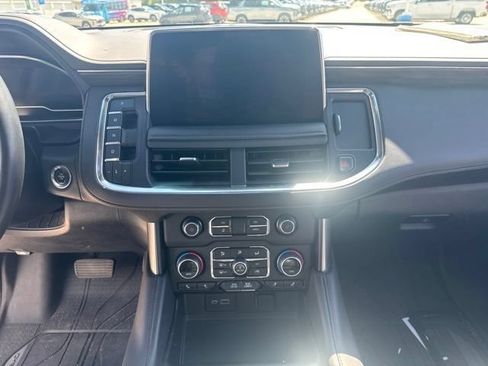 Certified 2023 Chevrolet Tahoe Z71 w/ Luxury Package AWD/4WD image 16