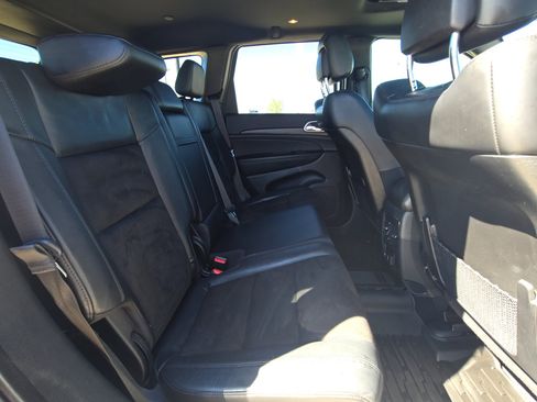 Used 2021 Jeep Grand Cherokee Laredo X image 16