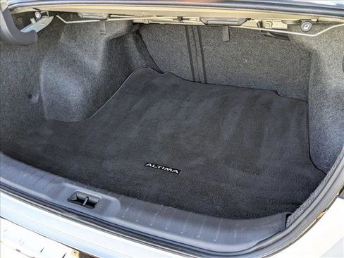 Used 2020 Nissan Altima 2.0 Platinum image 6