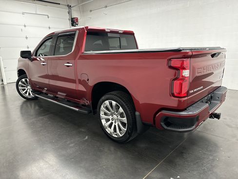 Used 2019 Chevrolet Silverado 1500 High Country image 9