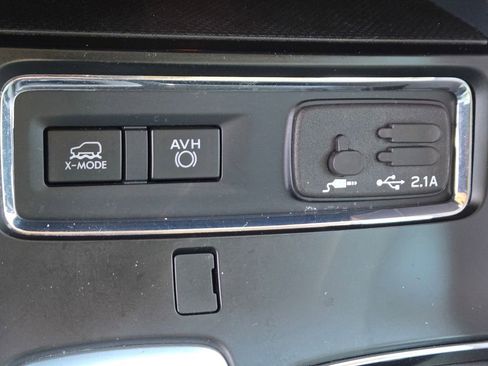 Used 2022 Subaru Ascent Limited image 20