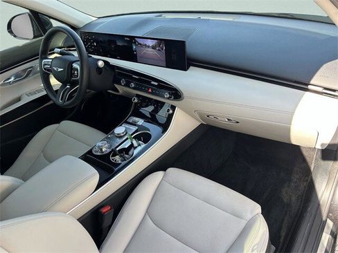 Used 2026 Genesis GV70 2.5T image 17