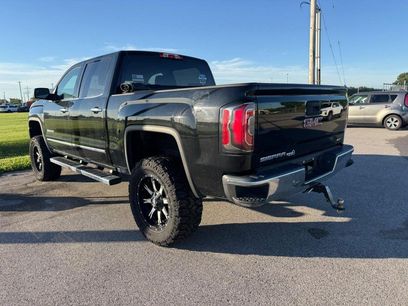 Used 2017 GMC Sierra 1500 SLT w/ SLT Premium Package