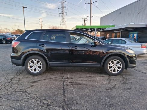 Used 2011 MAZDA CX-9 Touring w/ Moonroof & Bose Audio Pkg image 4