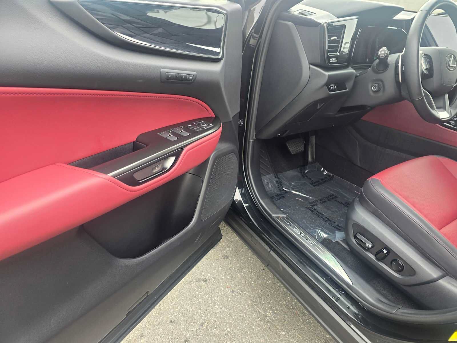 Certified 2026 Lexus NX 350h AWD w/ Accessory Package (2T) image 21