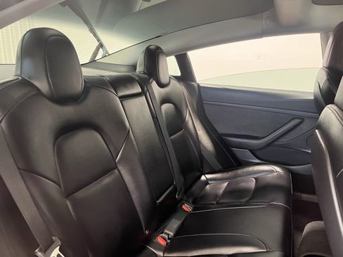 Used 2022 Tesla Model 3 Performance image 13