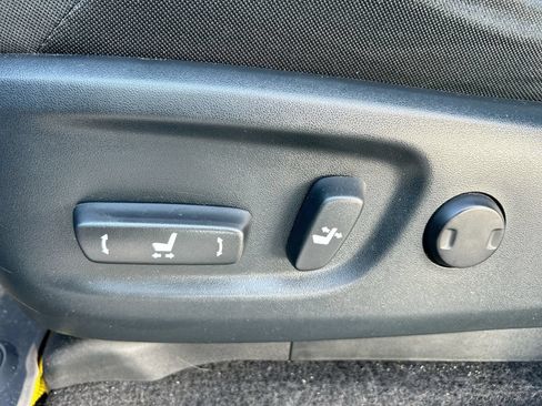 Used 2023 Toyota 4Runner SR5 RWD image 12