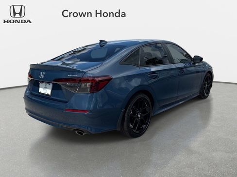 Used 2025 Honda Civic Sport image 4
