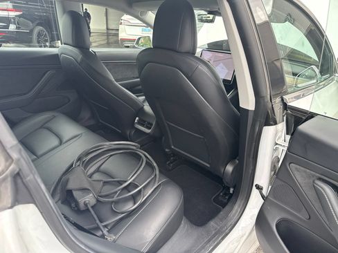 Used 2020 Tesla Model 3 Long Range AWD/4WD image 14