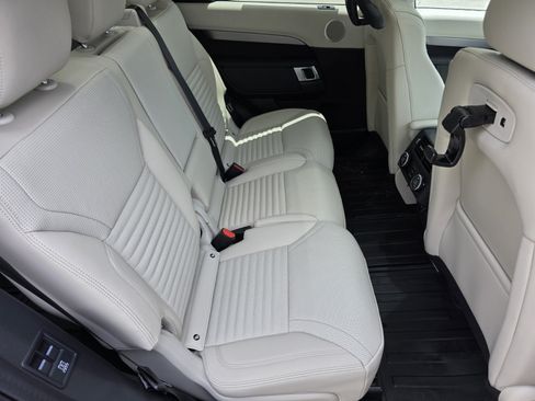 New 2026 Land Rover Discovery Dynamic SE AWD/4WD image 5