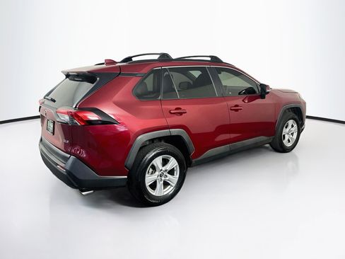 Used 2019 Toyota RAV4 XLE w/ Convenience Package FWD image 9
