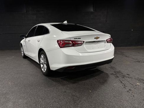 Used 2021 Chevrolet Malibu LT image 3