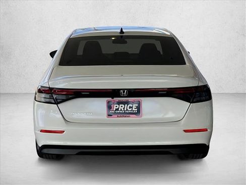 Used 2025 Honda Accord SE image 8