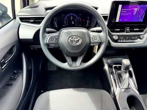 Used 2026 Toyota Corolla LE image 19