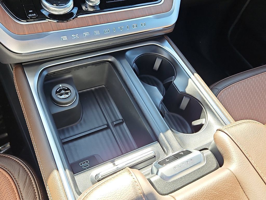 New 2026 Ford Expedition King Ranch AWD/4WD image 19