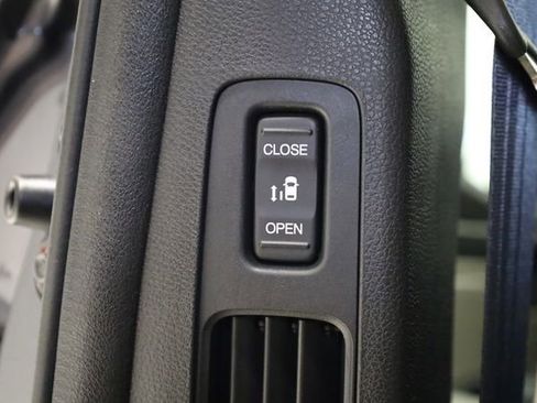 Used 2025 Honda Odyssey EX-L image 29