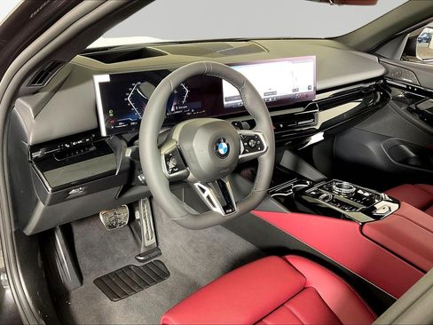 New 2026 BMW 530i xDrive AWD/4WD image 8