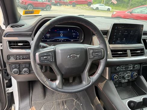Used 2024 Chevrolet Tahoe RST w/ Luxury Package AWD/4WD image 15