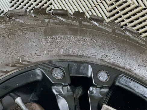 Used 2023 RAM 3500 Laramie w/ Night Edition image 33