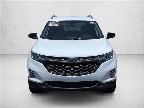 Used 2019 Chevrolet Equinox LT FWD image 3