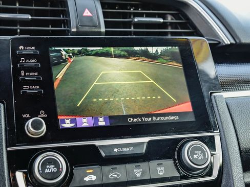 Used 2019 Honda Civic Sport image 30