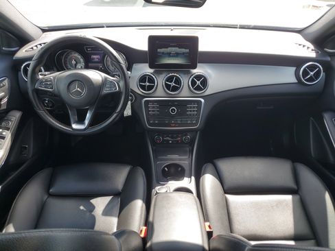 Used 2016 Mercedes-Benz GLA 250 4MATIC image 31