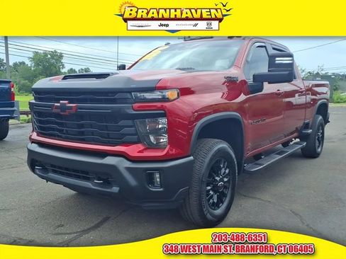 Used 2024 Chevrolet Silverado 2500 LT AWD/4WD image 1