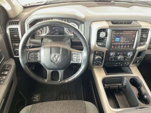 Used 2017 RAM 1500 Big Horn image 12