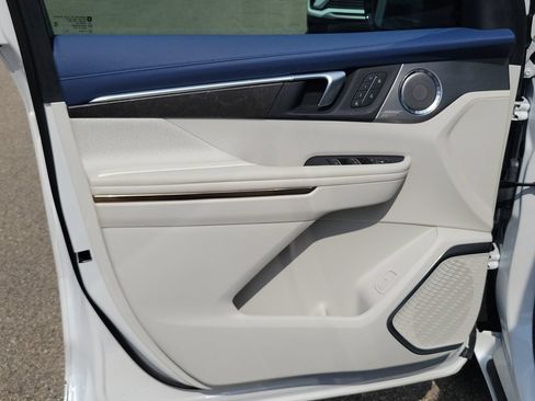 Used 2025 Buick Enclave Avenir w/ Super Cruise Package FWD image 20