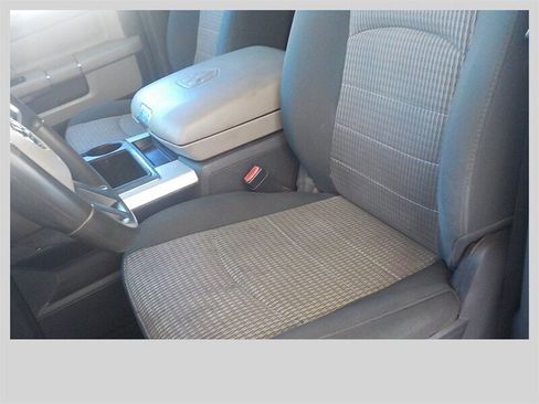 Used 2011 RAM 2500 SLT image 2