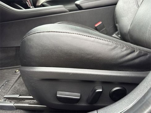 Used 2020 MAZDA MAZDA3 AWD Hatchback w/ Premium Pkg image 12