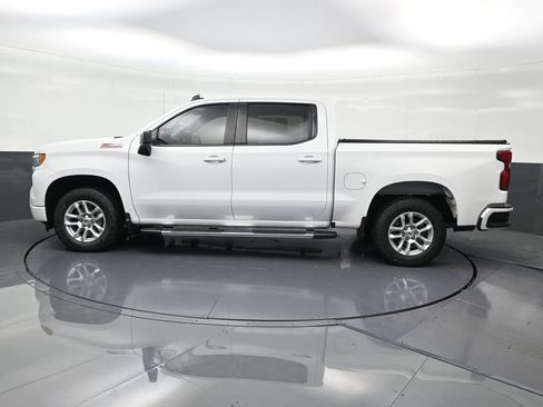Used 2023 Chevrolet Silverado 1500 RST w/ Z71 Off-Road Package image 2