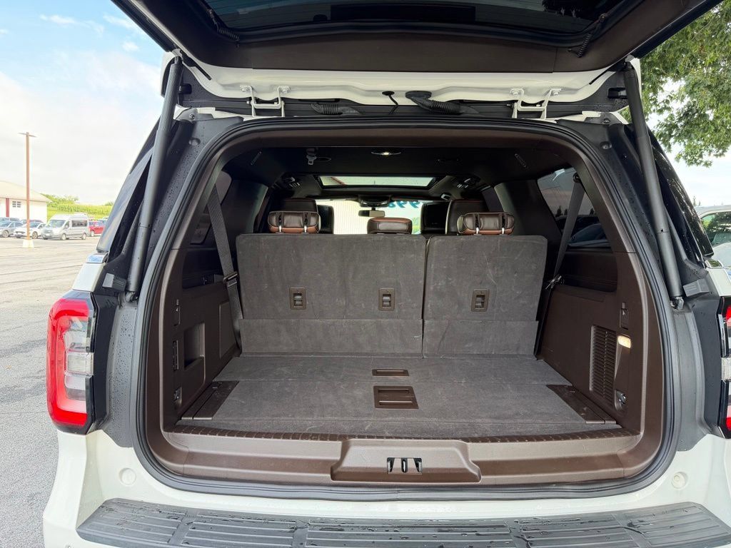 Used 2023 Ford Expedition Max King Ranch AWD/4WD image 22