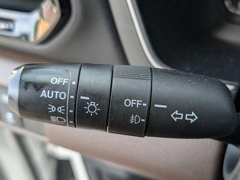 Used 2023 Honda Pilot Elite image 25