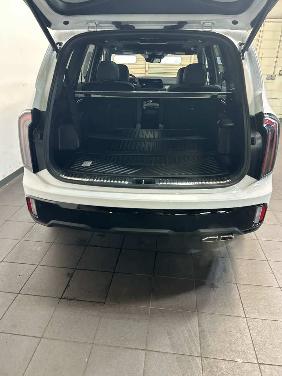 Used 2025 Kia Telluride SX X-Line AWD/4WD image 12