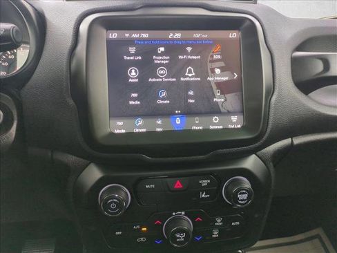 Used 2023 Jeep Renegade Trailhawk AWD/4WD image 15