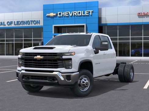 New 2026 Chevrolet Silverado 3500 W/T w/ WT Convenience Package AWD/4WD image 6