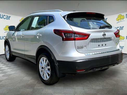 Used 2022 Nissan Rogue Sport SV w/ Technology Package AWD/4WD image 5