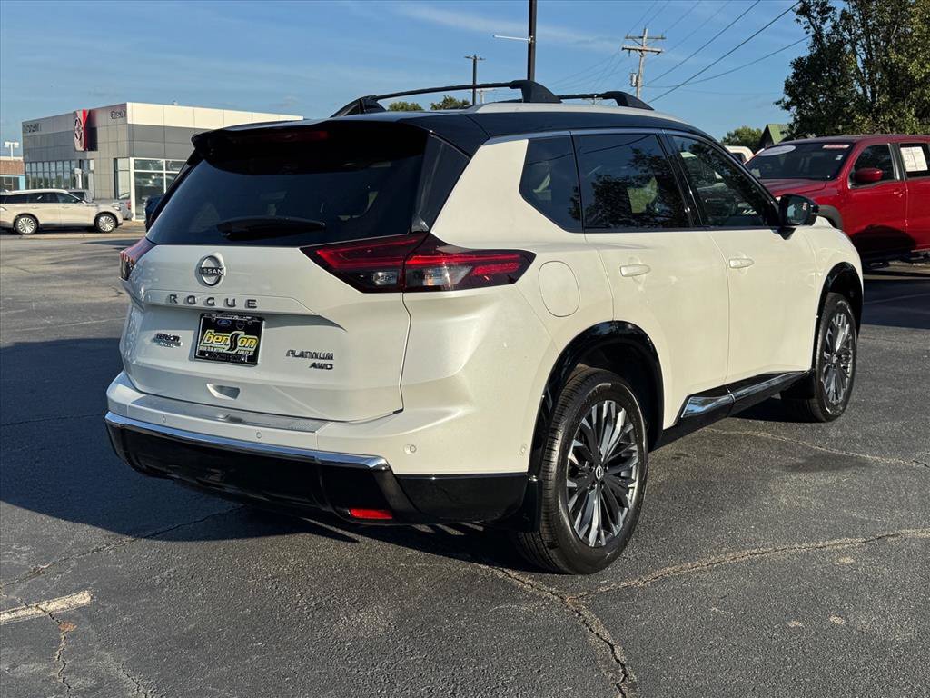 Certified 2026 Nissan Rogue Platinum w/ Platinum Premium Package AWD/4WD image 3