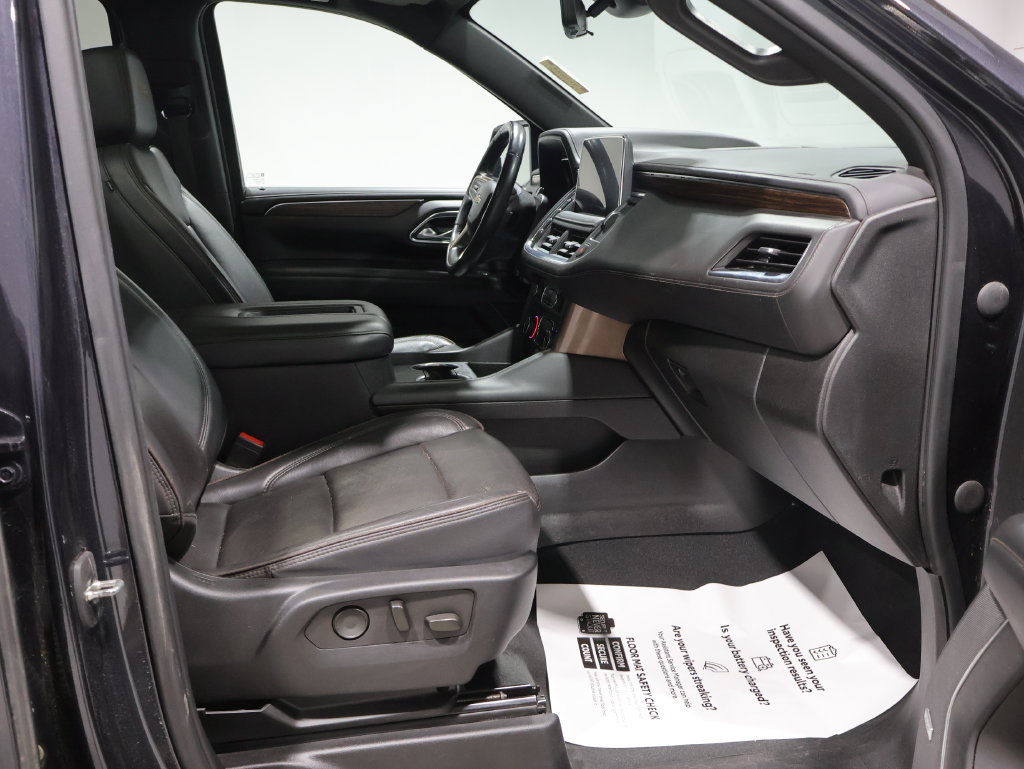 Used 2023 Chevrolet Suburban High Country w/ Advanced Technology Package AWD/4WD image 23