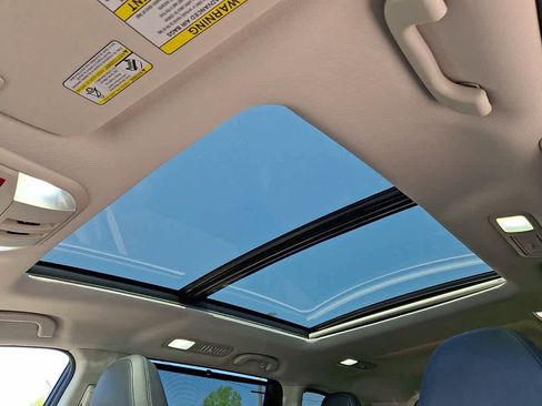 Used 2023 Subaru Ascent Touring image 15