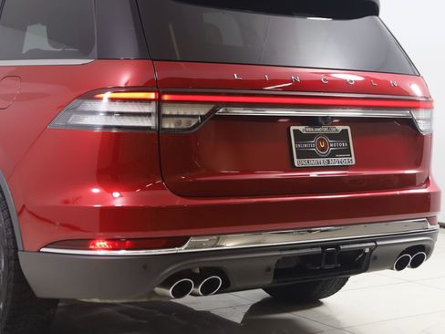 Used 2020 Lincoln Aviator Reserve w/ Equipment Group 202A AWD/4WD image 27