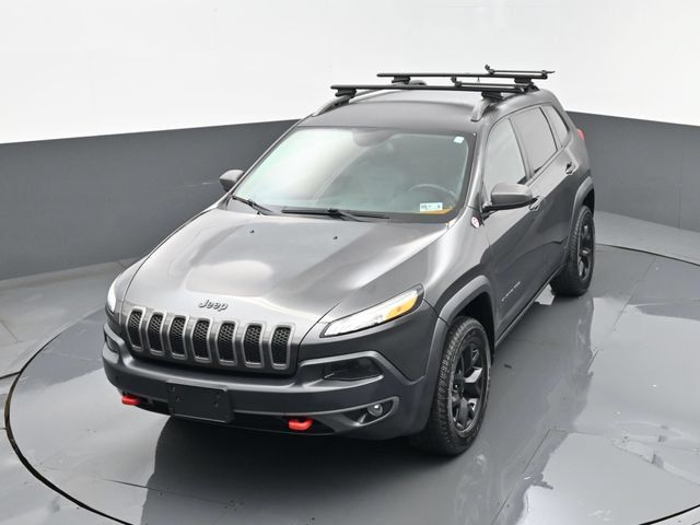 Used 2016 Jeep Cherokee Trailhawk w/ Leather Interior Group AWD/4WD image 20